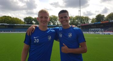 Burgering en Vermeulen overgeheveld naar eerste elftal