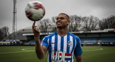 Justin Ogenia versterkt FC Eindhoven op huurbasis