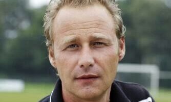 Peter Coumans assistent trainer O-18