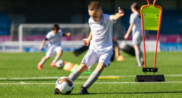 FC Eindhoven Techniektrainingen: 10 weken trainen in het stadion!