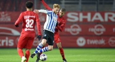 Uitglijder in Almere: 2-0