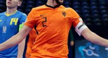 Blauw-Witters schitteren bij sensationele start EK Futsal