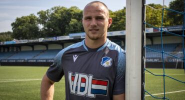 Rottier tekent contract bij FC Eindhoven