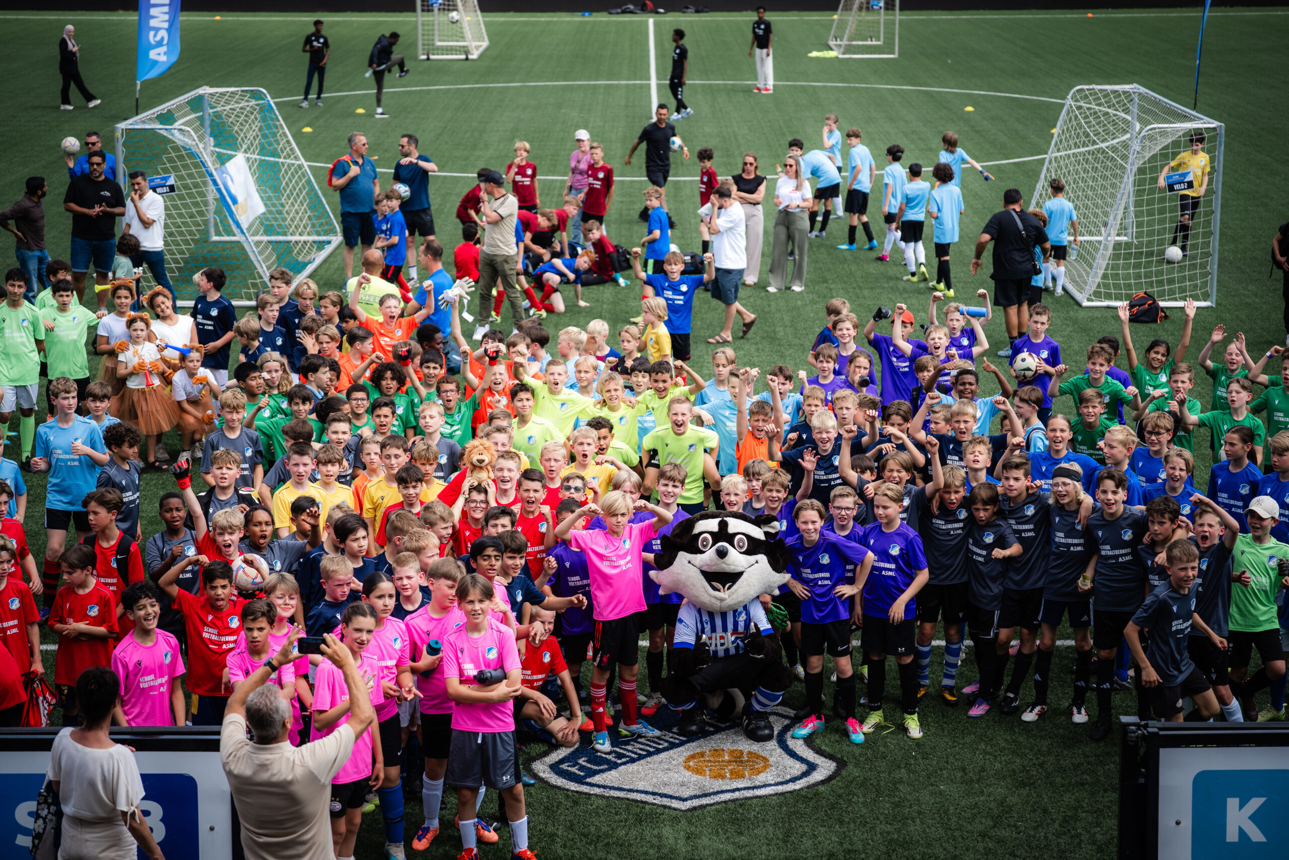 Aftermovie ASML Schoolvoetbaltoernooi